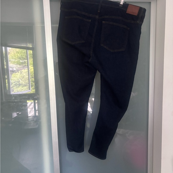 Women’s Dark Blue J Crew Skinny Jeans, size 36 (equivalent to size 20) - Picture 2 of 4